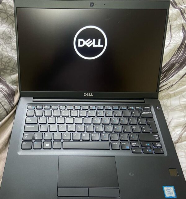 DELL LATITUDE 7390 CORE I5 8 GENERATION 16 GB 256 SSD HDMI WINDOWS 11 PRO WI-FI WEBCAM.